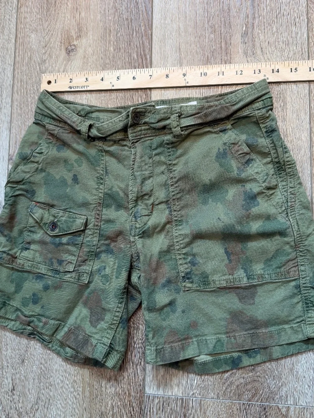 Anthropologie The Wanderer Camo Utility Shorts
